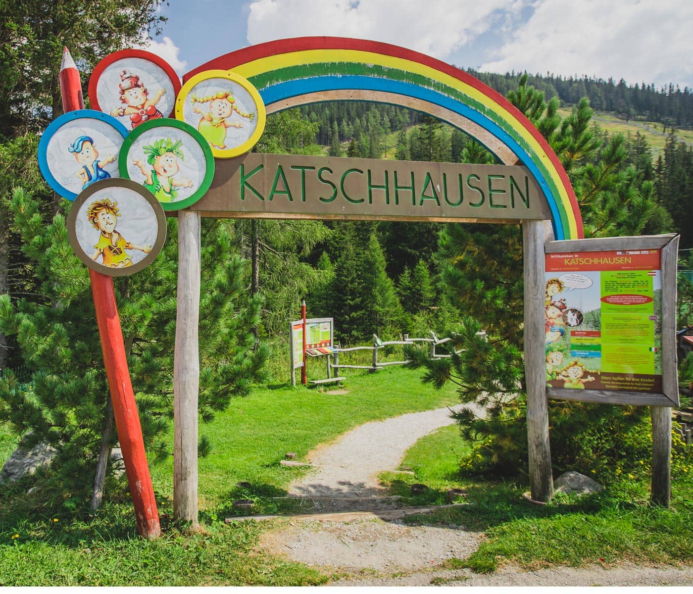 Familienurlaub in Österreich: Spielspaß im Kinderspielland Katschhausen // HIMBEER