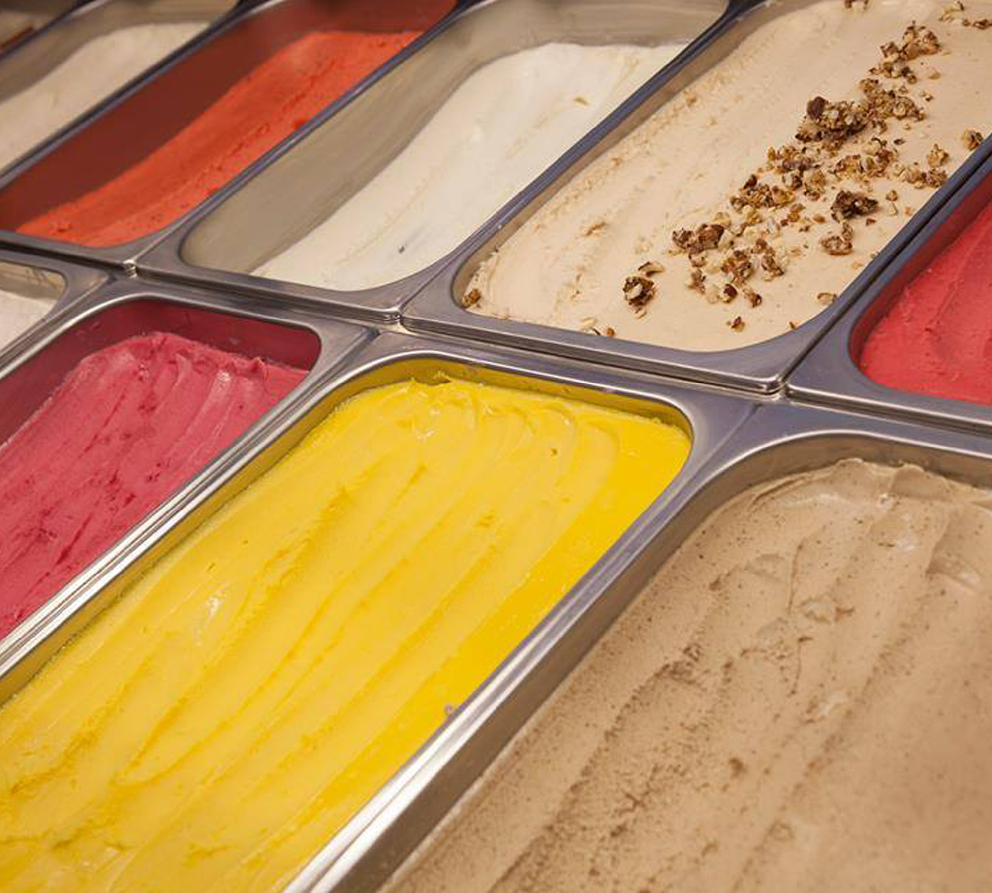 Eissorten des Eisladens Eisbox | HIMBEER Magazin