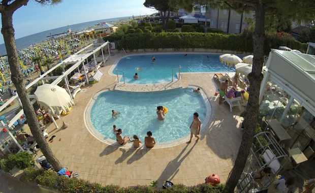 Lido Di Jesolo: Familienfreundliches Hotel Nettuno In Der Nähe Von Venedig // Himber