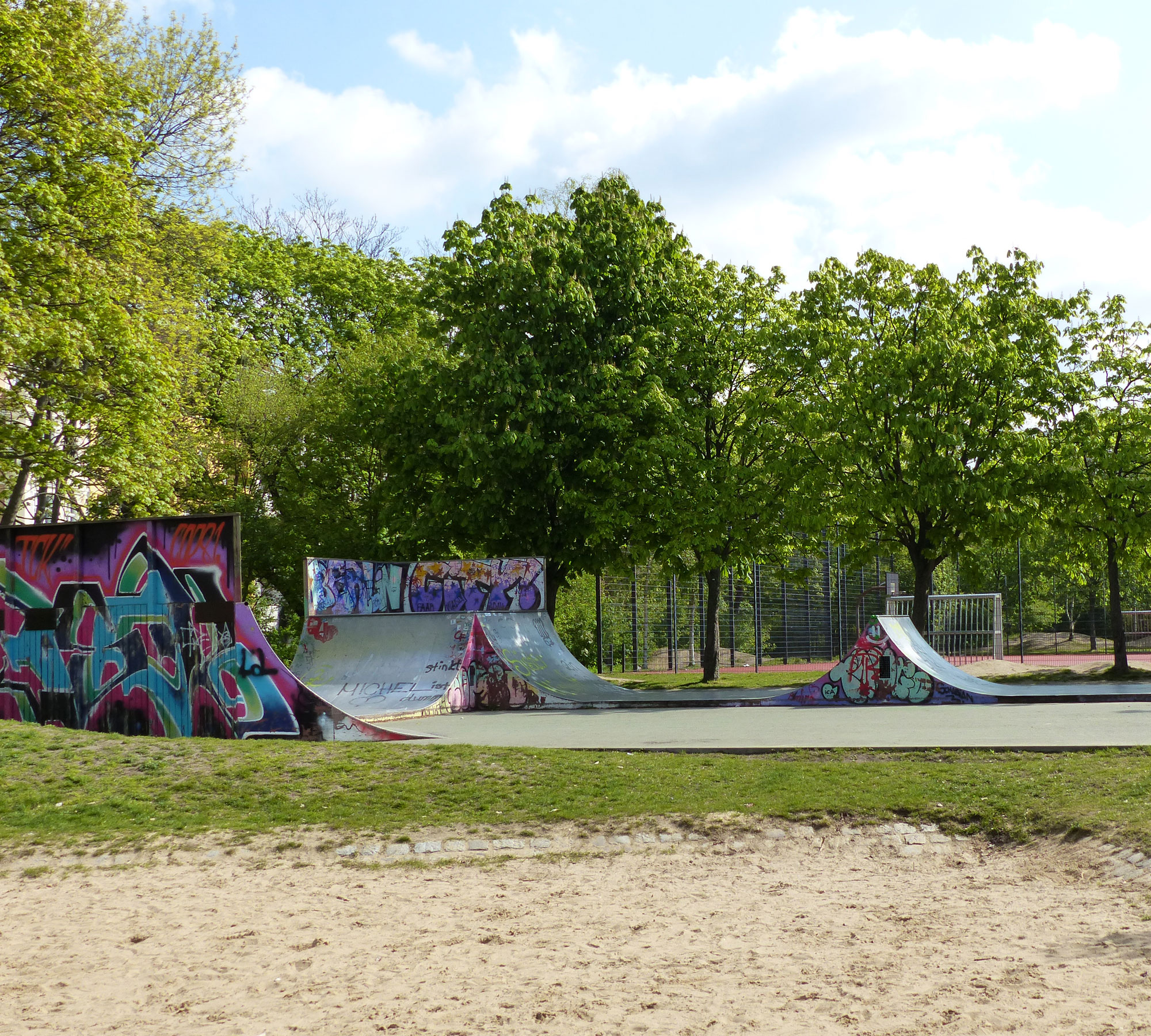 Skatestrecke im Volkspark Friedrichshain | HIMBEER Magzin