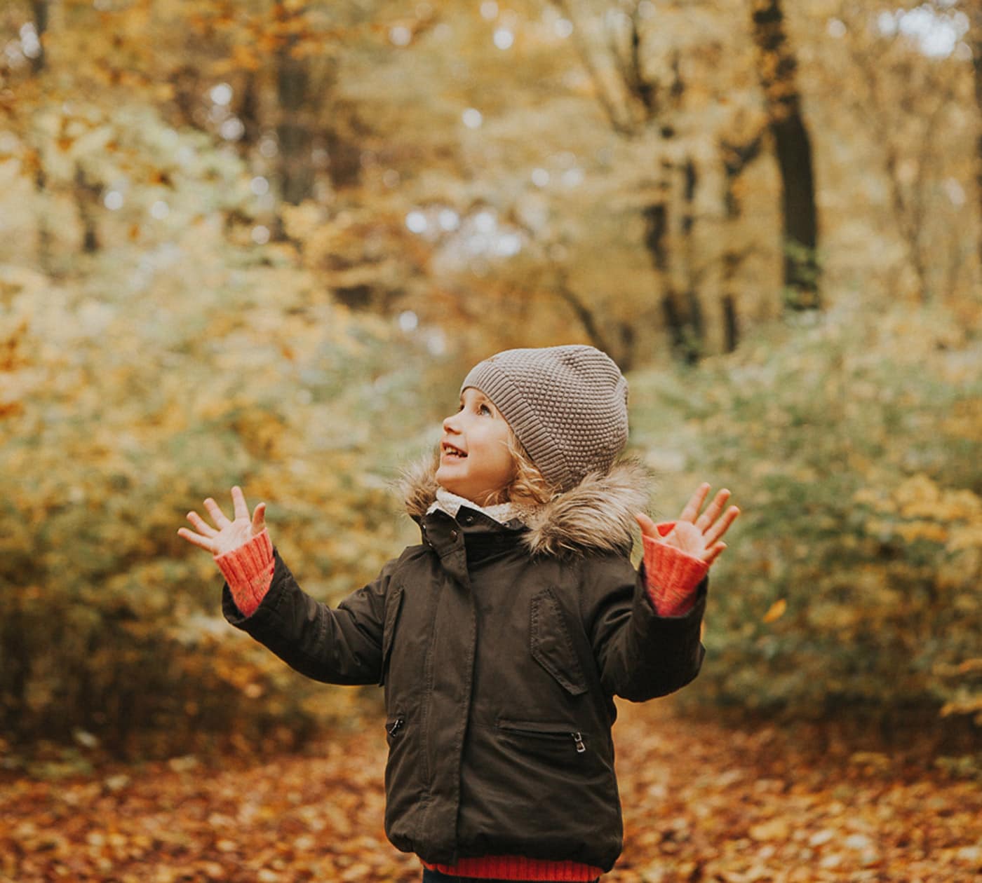 Tipps für gelungene Fotos im Herbst mit Kindern // HIMBEER