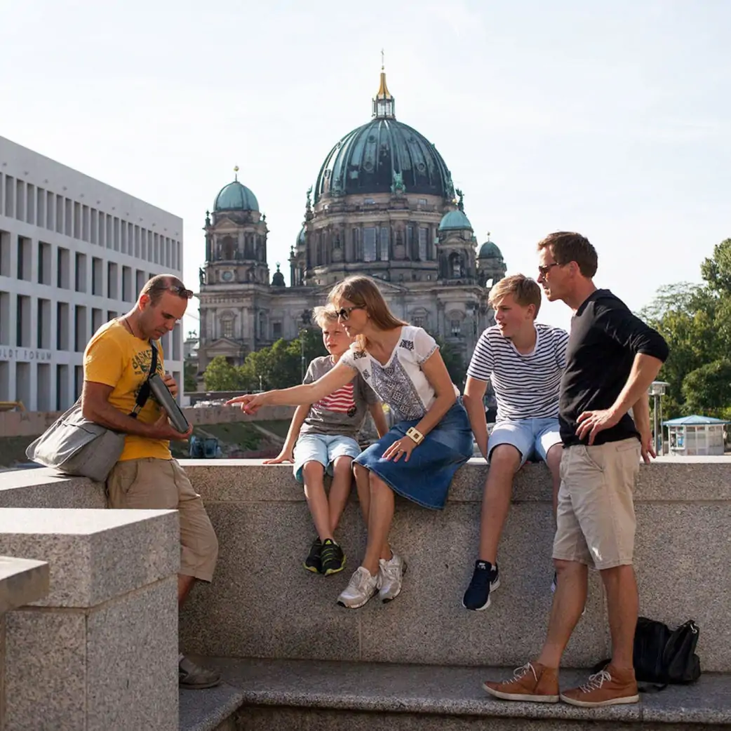 Kinderfreundliche Stadtführungen In Berlin: Kindertouren Berlin // Himbeer