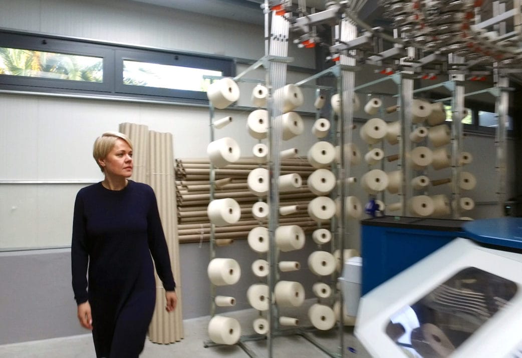 Lilija Bairamova von Orbasics bei der Produktion // HIMBEER