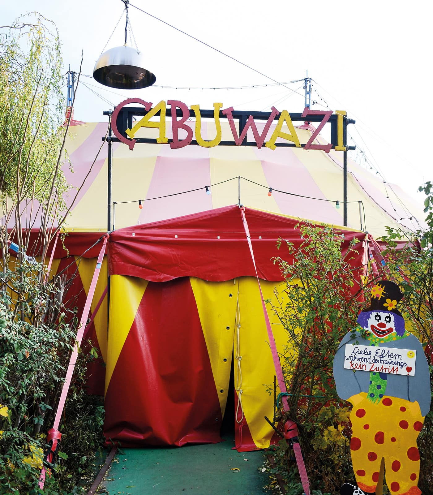 Kinder-und Jugendzirkus Cabuwazi – Zirkus für Kinder in Berlin // HIMBEER