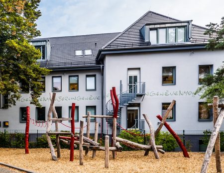 Moser Schule // HIMBEER