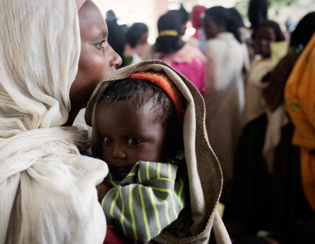 Pampers für UNICEF // HIMBEER