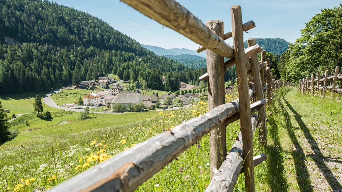 Reisetipp für Familien: Zum Hirschen in Südtirol // HIMBEER