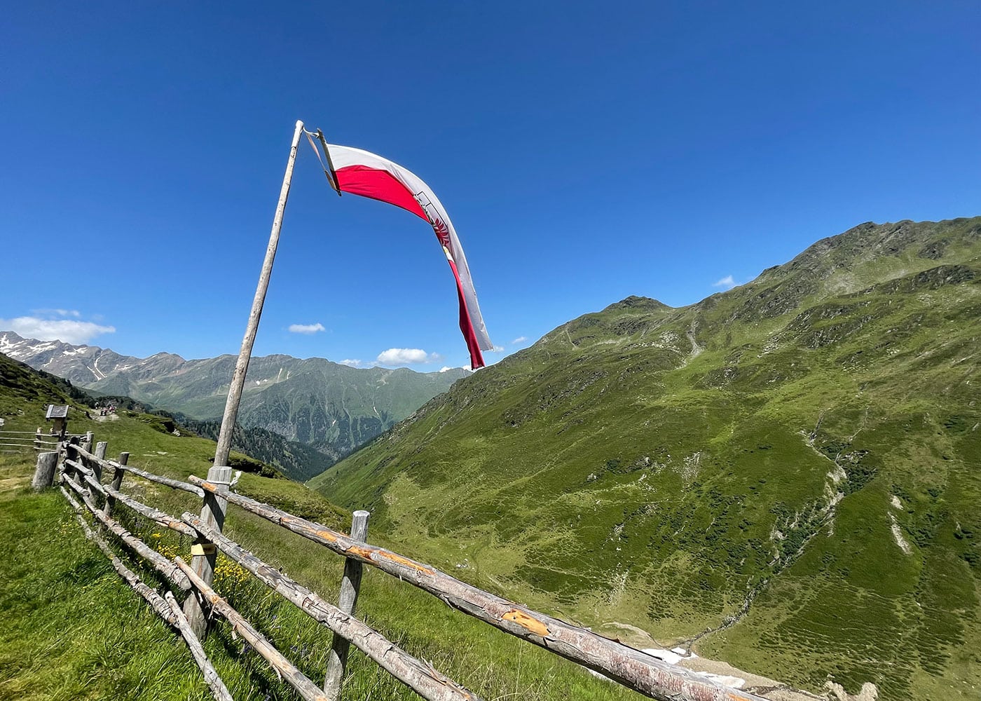 Bergurlaub In Südtirol: Family Resort &Amp; Spa In Den Alpen // Himbeer