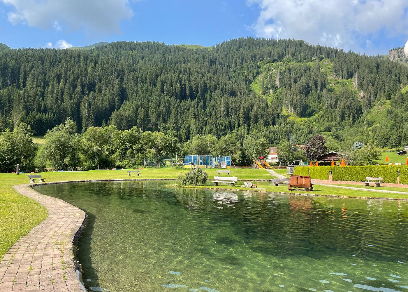 Bergurlaub In Südtirol: Family Resort &Amp; Spa Hotel Schneeberg // Himbeer