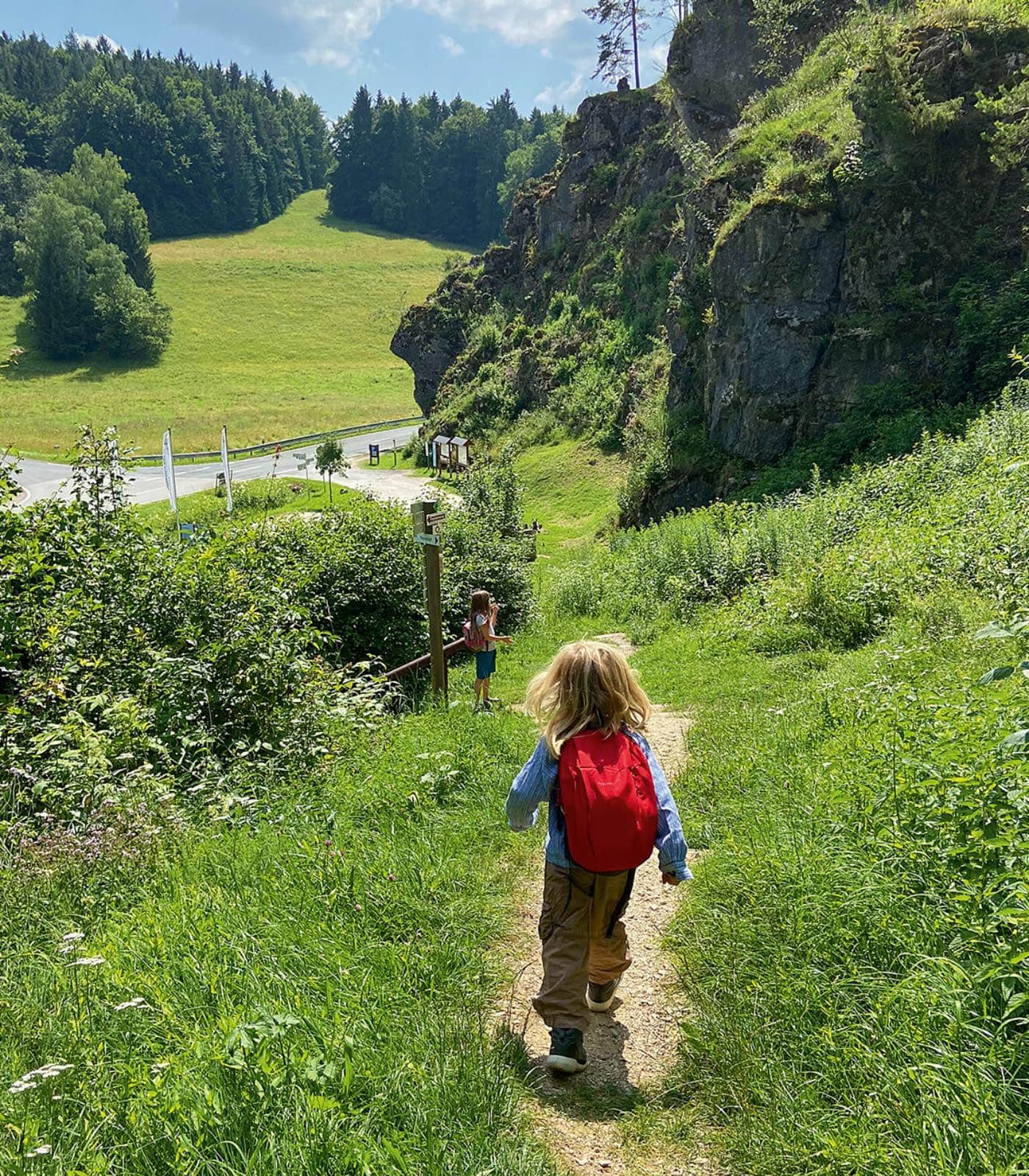 Wandern Mit Kindern: Obertrubach-Hoellenstein In Der Fränkischen Alb // Himbeer