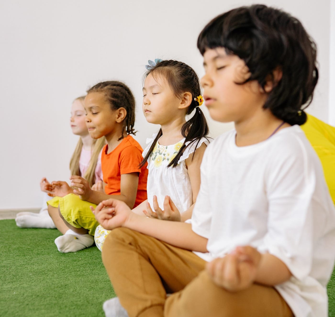 Vierte Sommerferienwoche, Yoga für Kinder und Eltern // HIMBEER