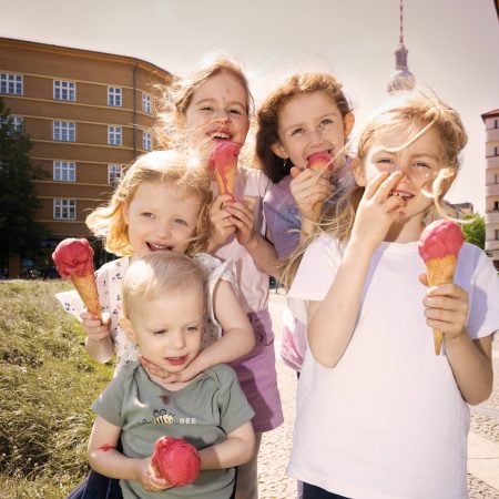 Himbeer-Kinder 2023 Mit Himbeer-Eis Im Sommer // Himbeer