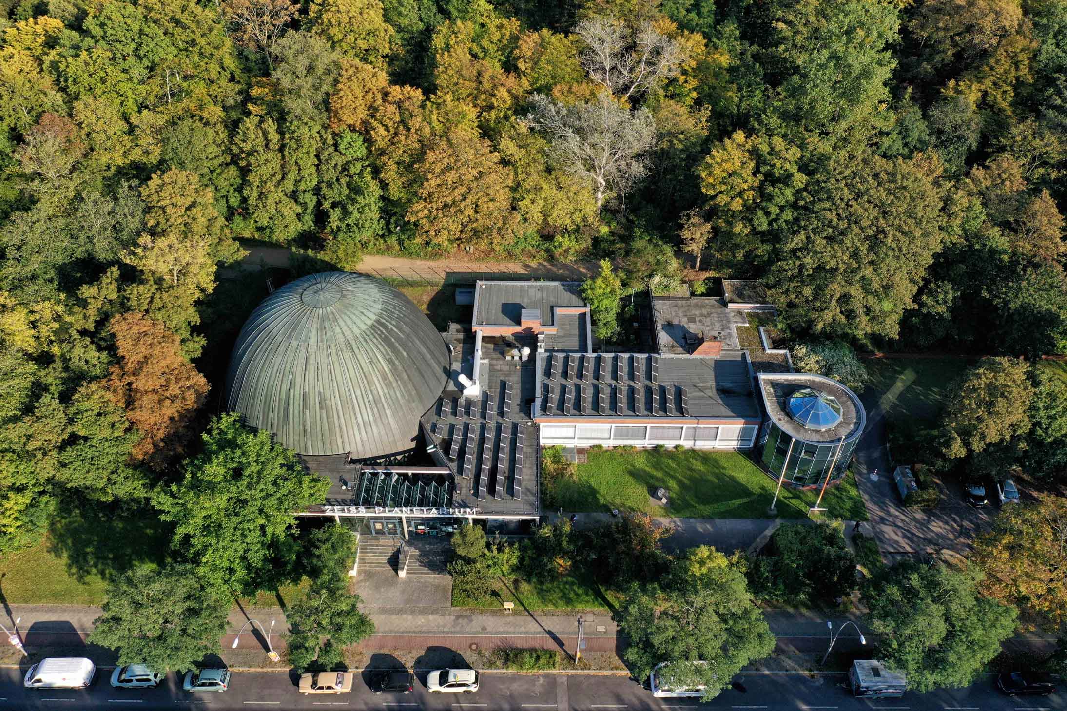 Sommerfest: Planetarium Am Insulaner Berlin // Himbeer