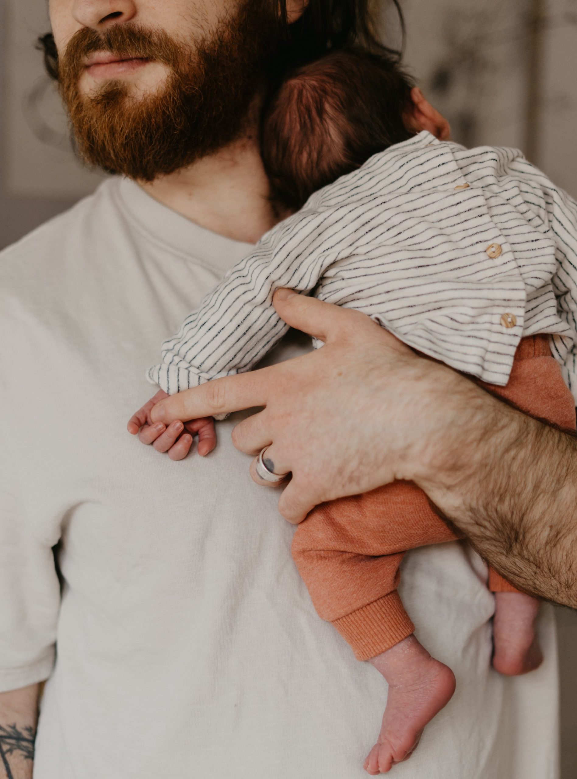Guter Start Mit Baby – Interview Mit Der Systemischen Familientherapeutin Dr. Eliane Retz Über Bindungs- Und Bedürfnisorientierte Erziehung // Himbeer