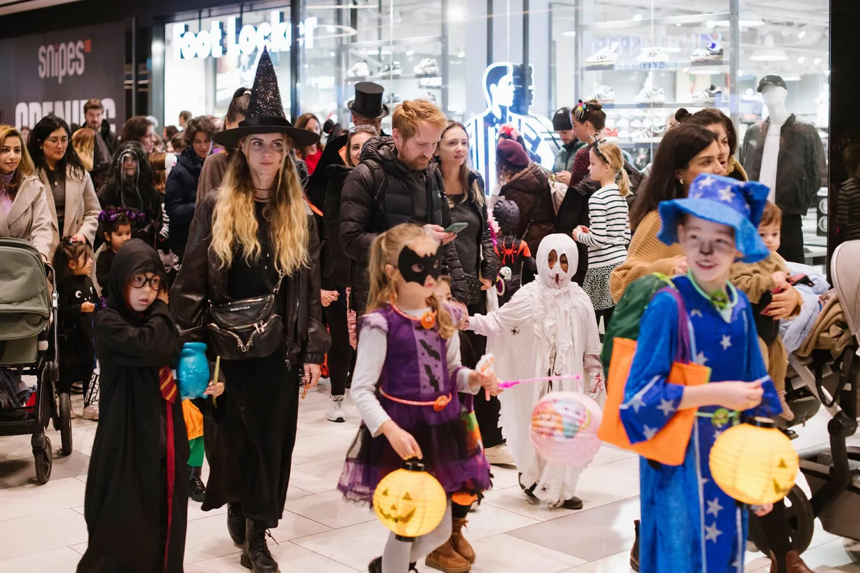 Halloween In The Playce Am Potsdamer Platz Berlin // Himbeer
