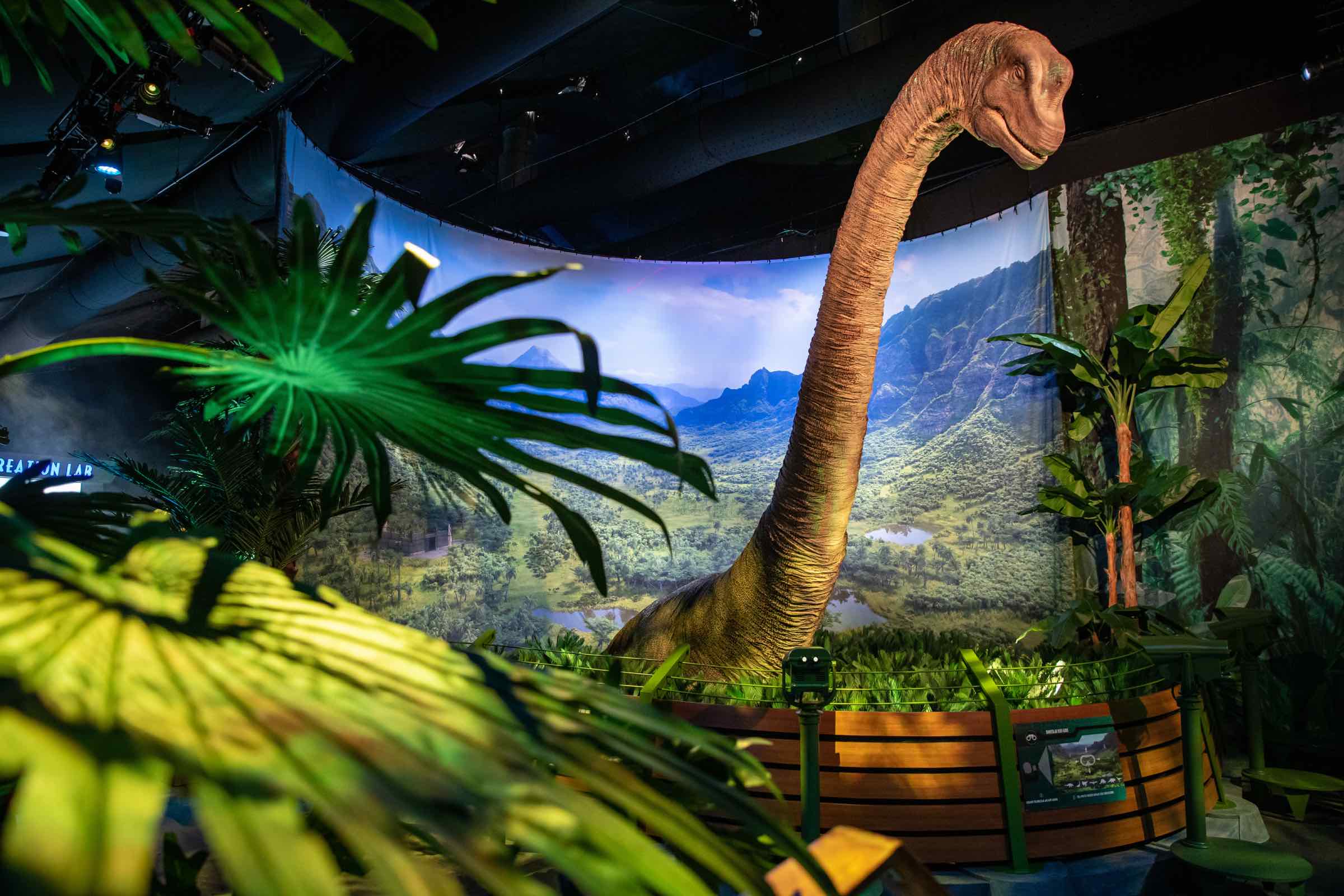 Ausstellungen Im April: Jurassic World: The Exhibition! // Himbeer