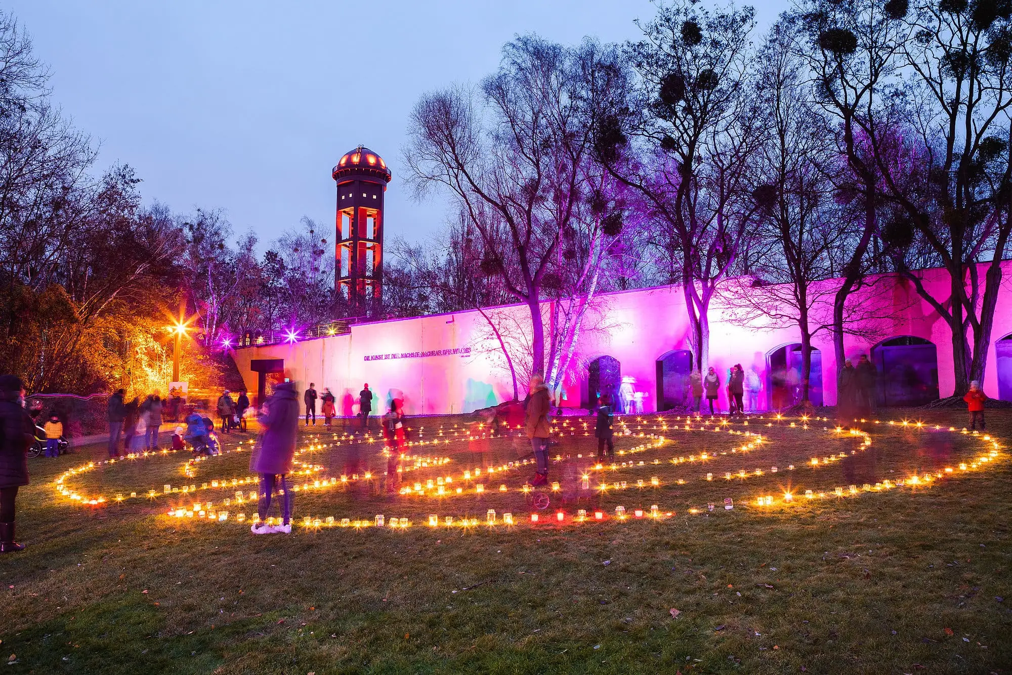Weihnachtlicher Lichterglanz: Advent Im Park // Himbeer