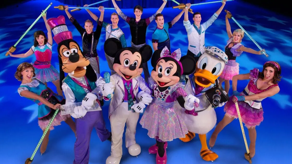 Disney On Ice „Heldenhafte Abenteuer“ Im Velodrom Berlin // Himbeer