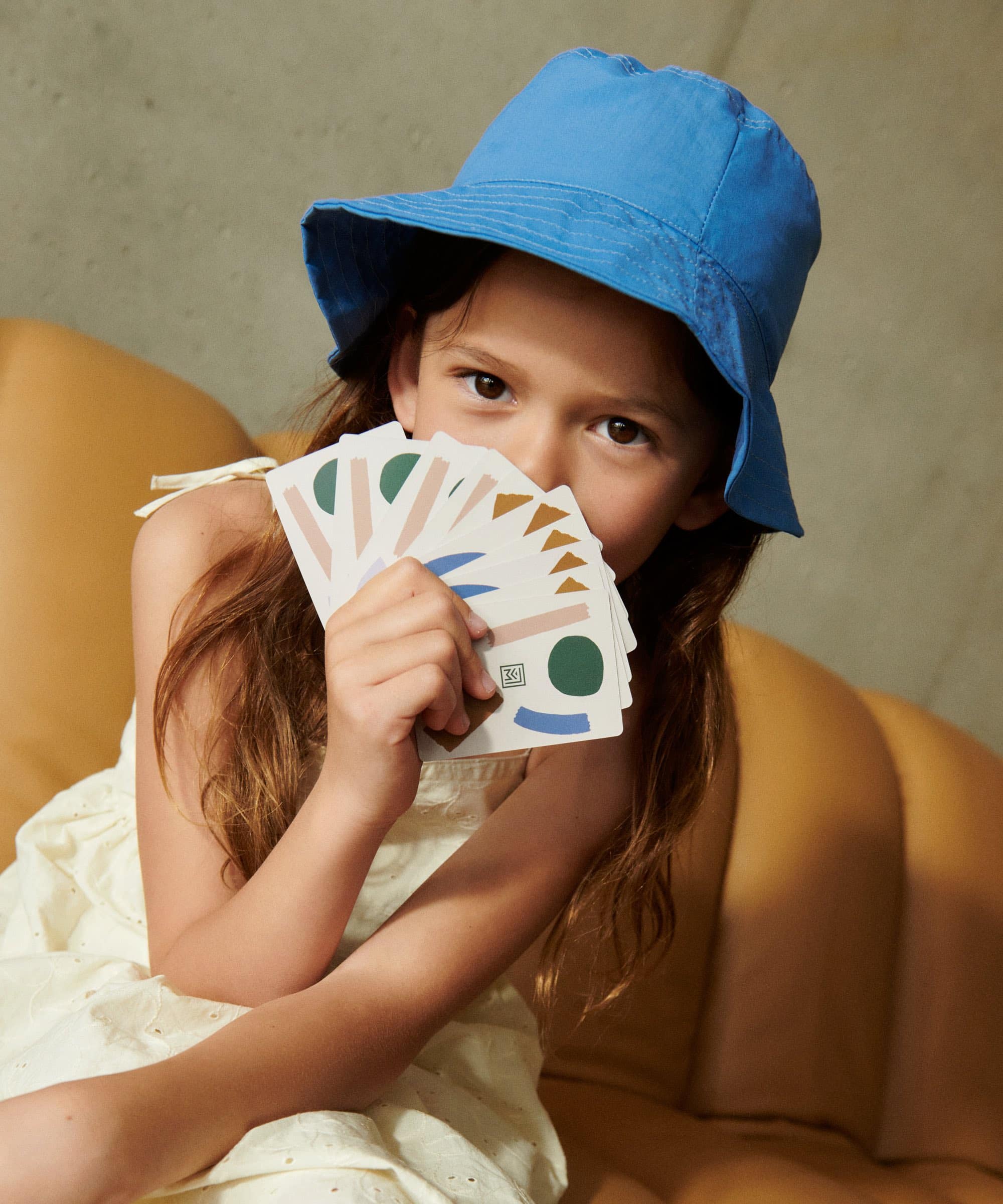 Schönes zum Spielen für Kinder: Kartenspiel von LIEWOOD // HIMBEER