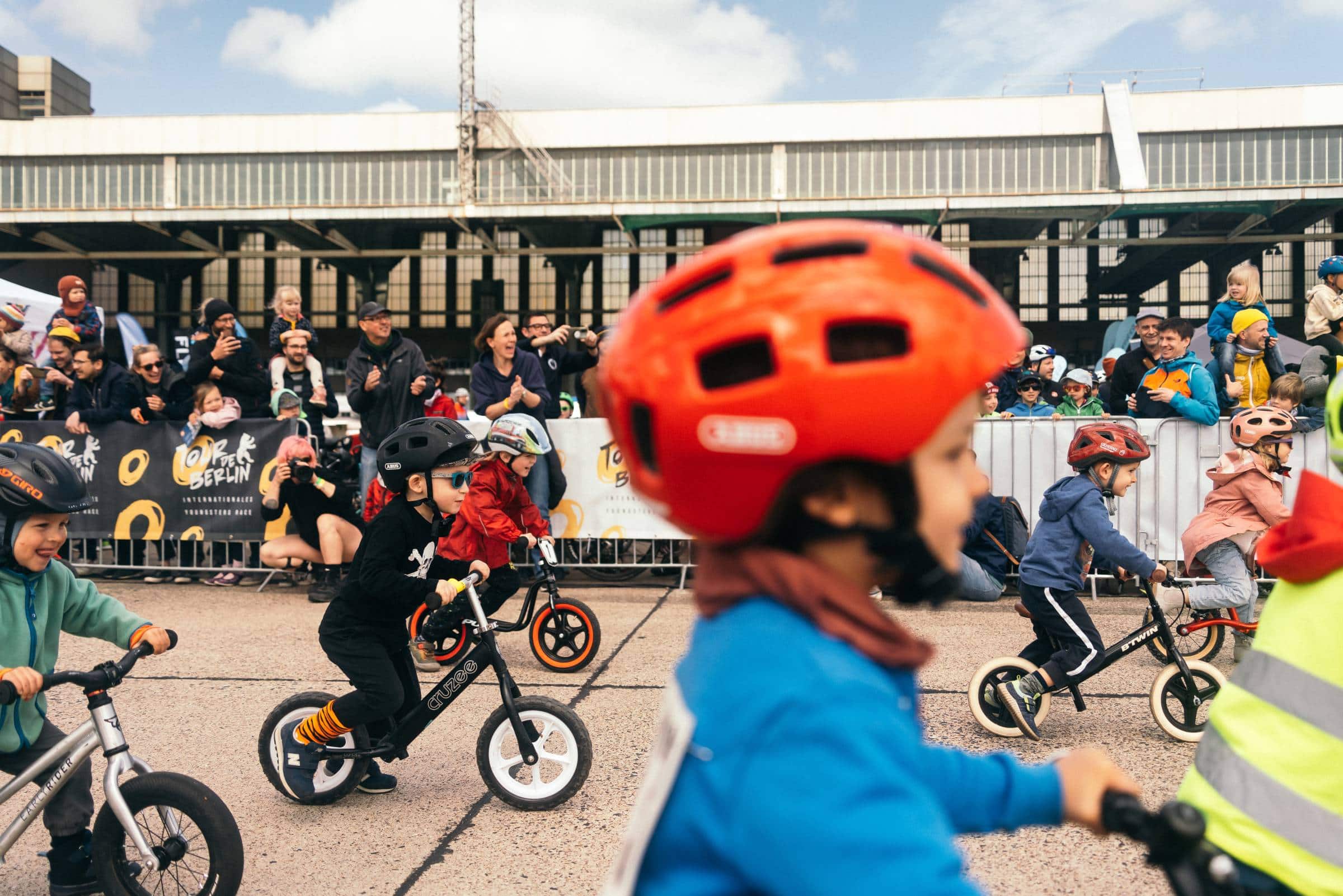 Veloberlin 2024 Auf Dem Flughafen Tempelhof // Himbeer