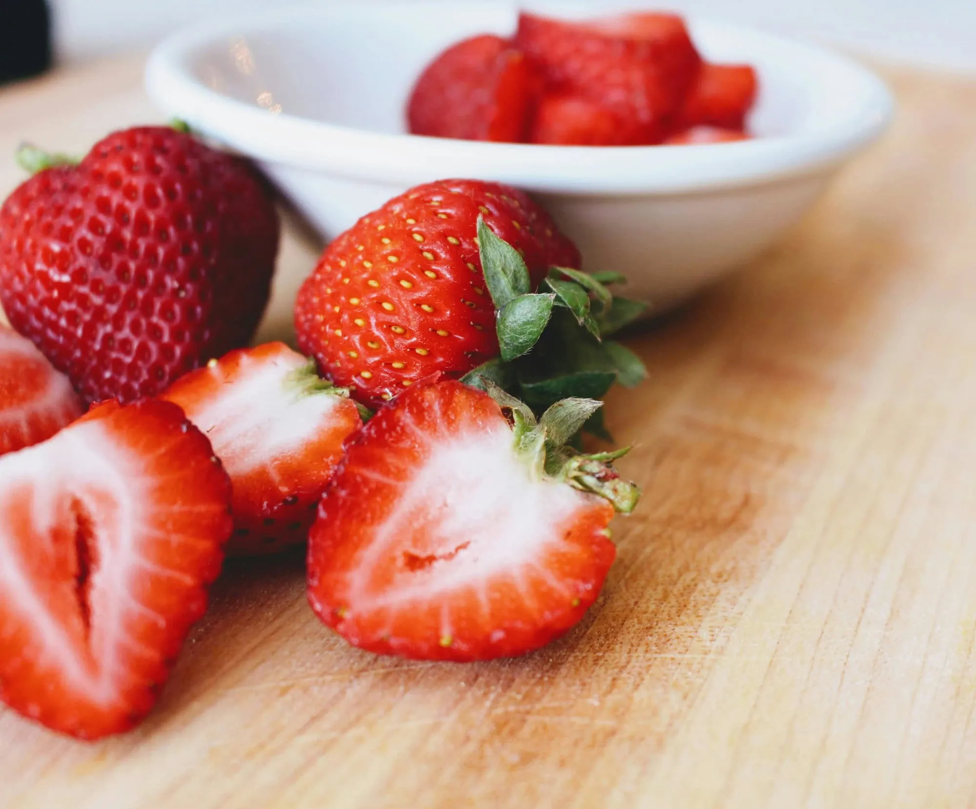 Milch-Getreide-Brei Mit Frischen Erdbeeren Zubereiten // Himbeer