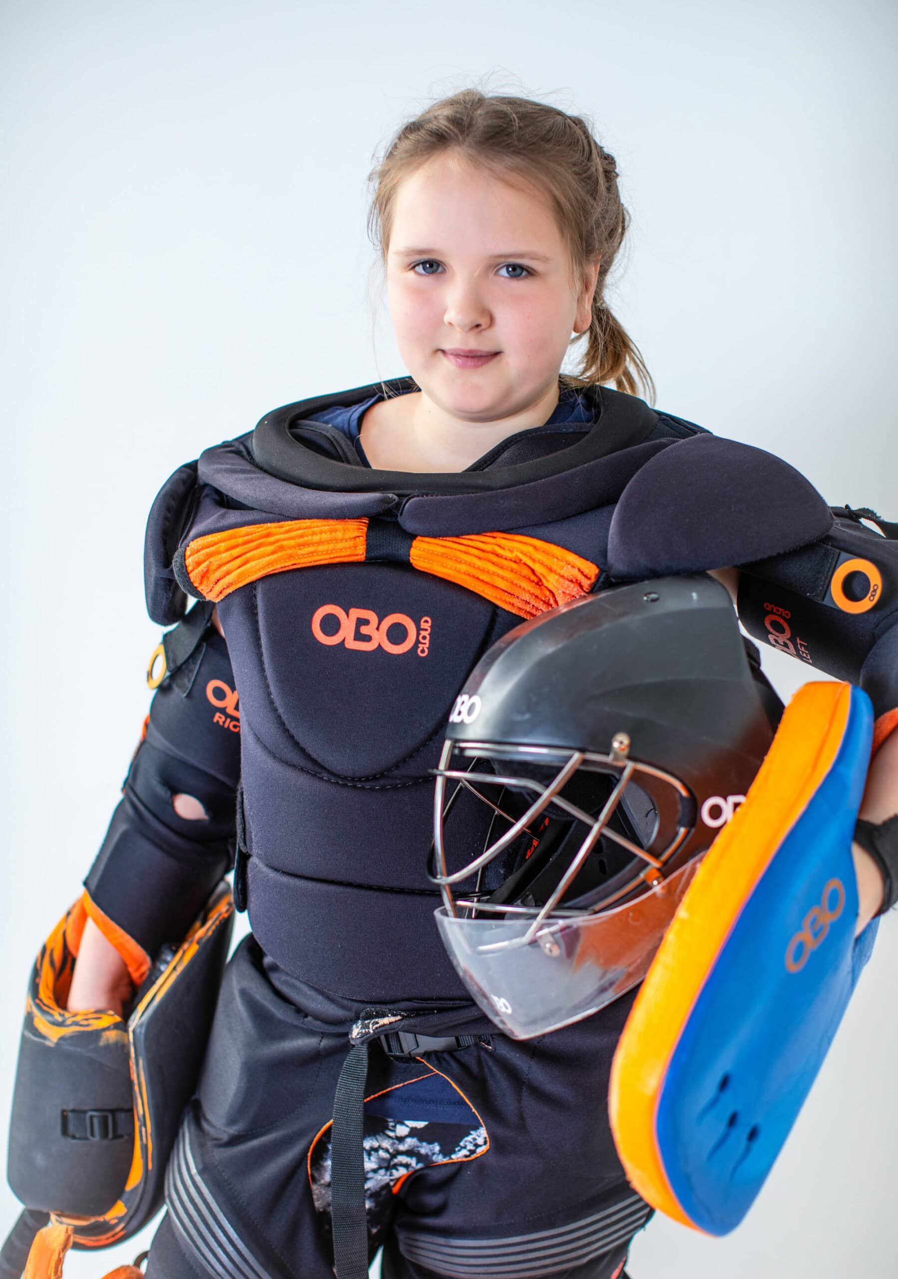 Kindersport: Elisabeth spielt Hockey als Torwärtin // HIMBEER