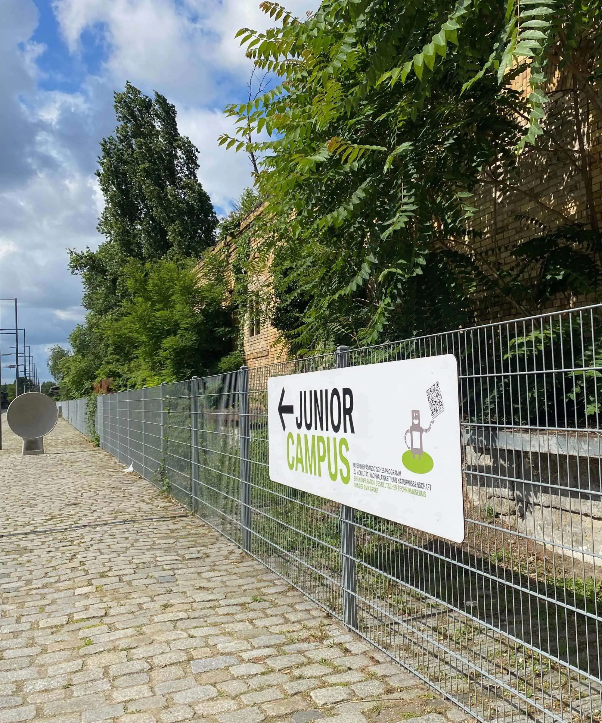 Junior Campus Im Deutschen Technikmuseum Berlin An Der Ladestraße // Himbeer