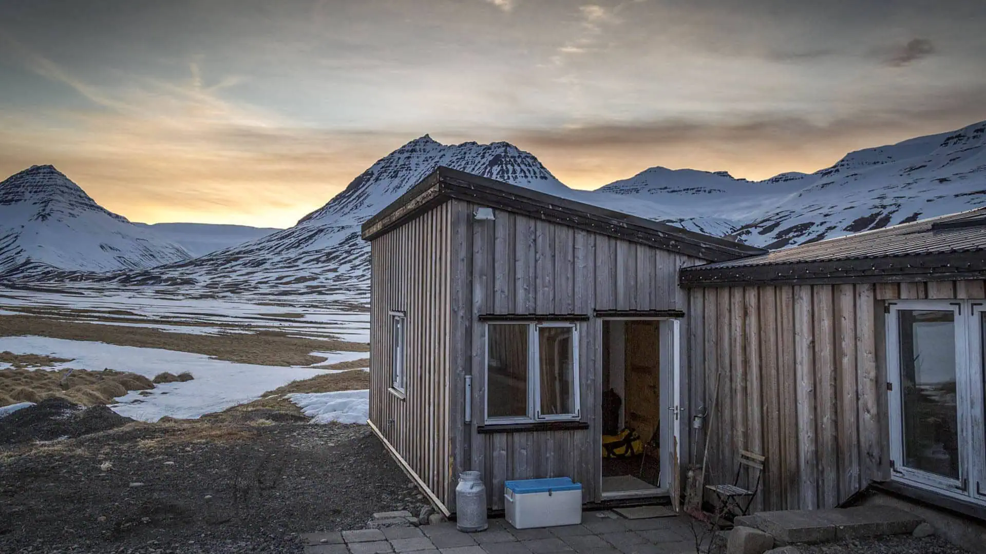 Good Travel-Tipp Für Island Mit Kindern: Skeið Vist Lodge Im Svarfaðardalur-Tal // Himbeer