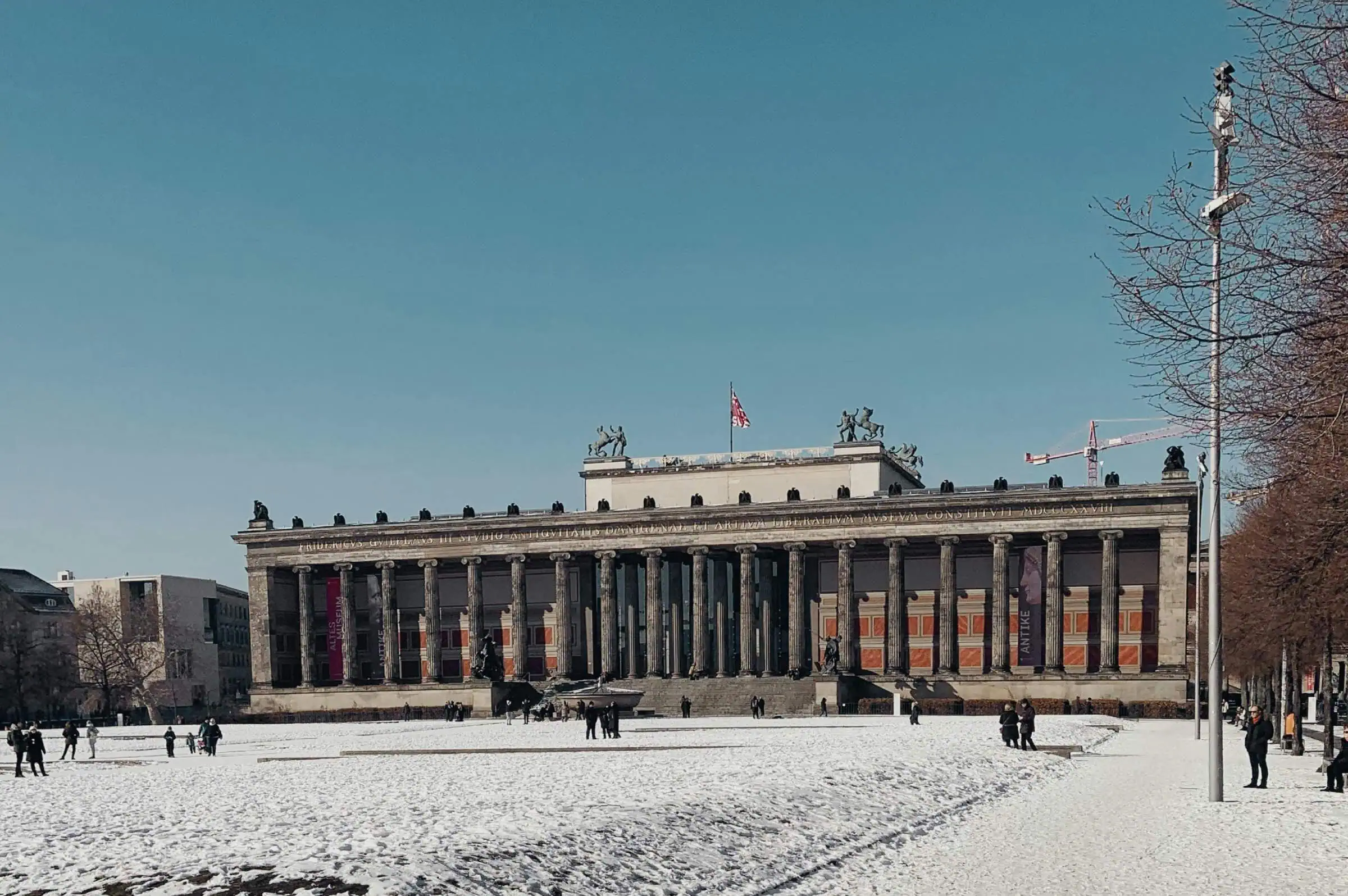 Altes Museum Und Lustgarten Im Schnee // Himbeer 