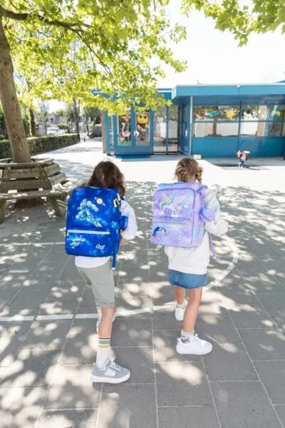 Gmt Light Schulranzen-Set Von Gmt For Kids Einhorn Und Weltall Krieger // Himbeer