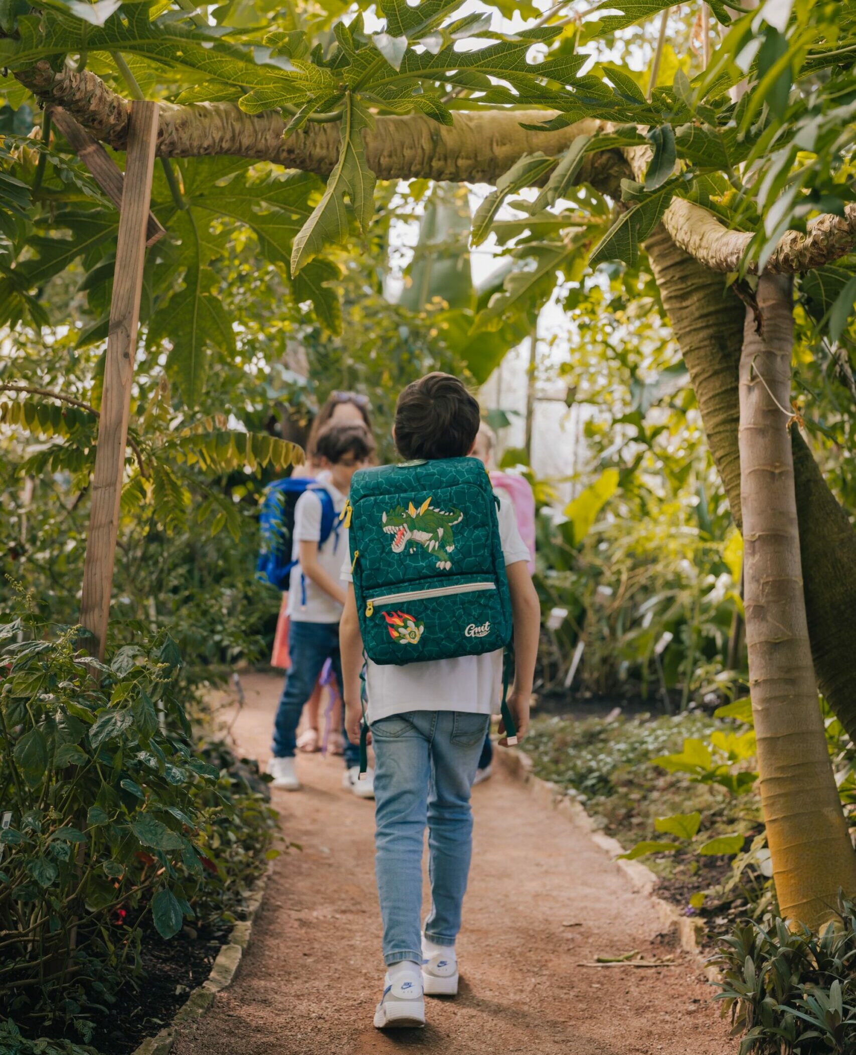 Gmt Light Schulranzen-Set Von Gmt For Kids Dino // Himbeer