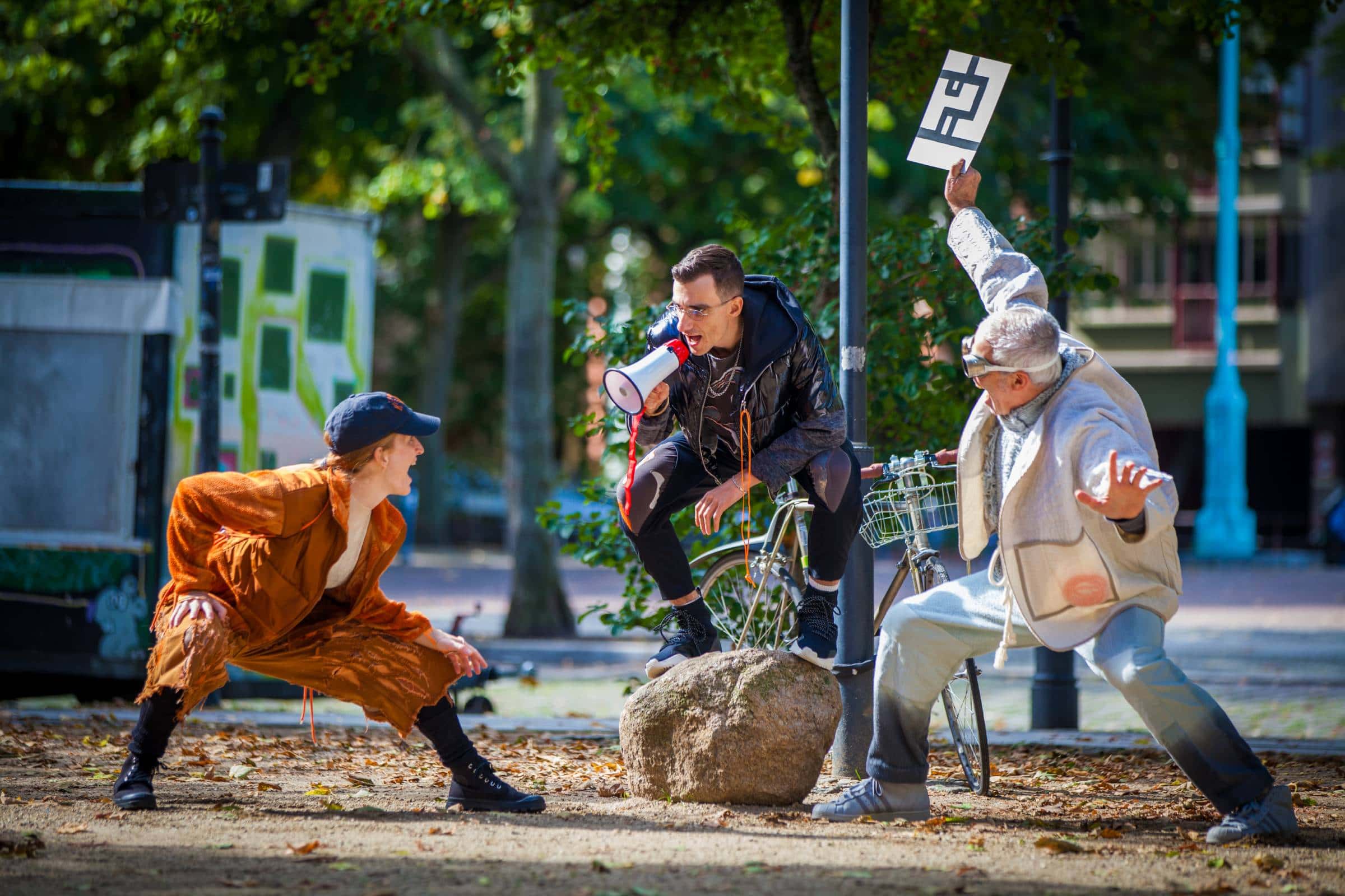 „Aus/Gefuchst – Über Das Fuchs/Menschsein“ Im Feld – Theater Für Junges Publikum // Himbeer