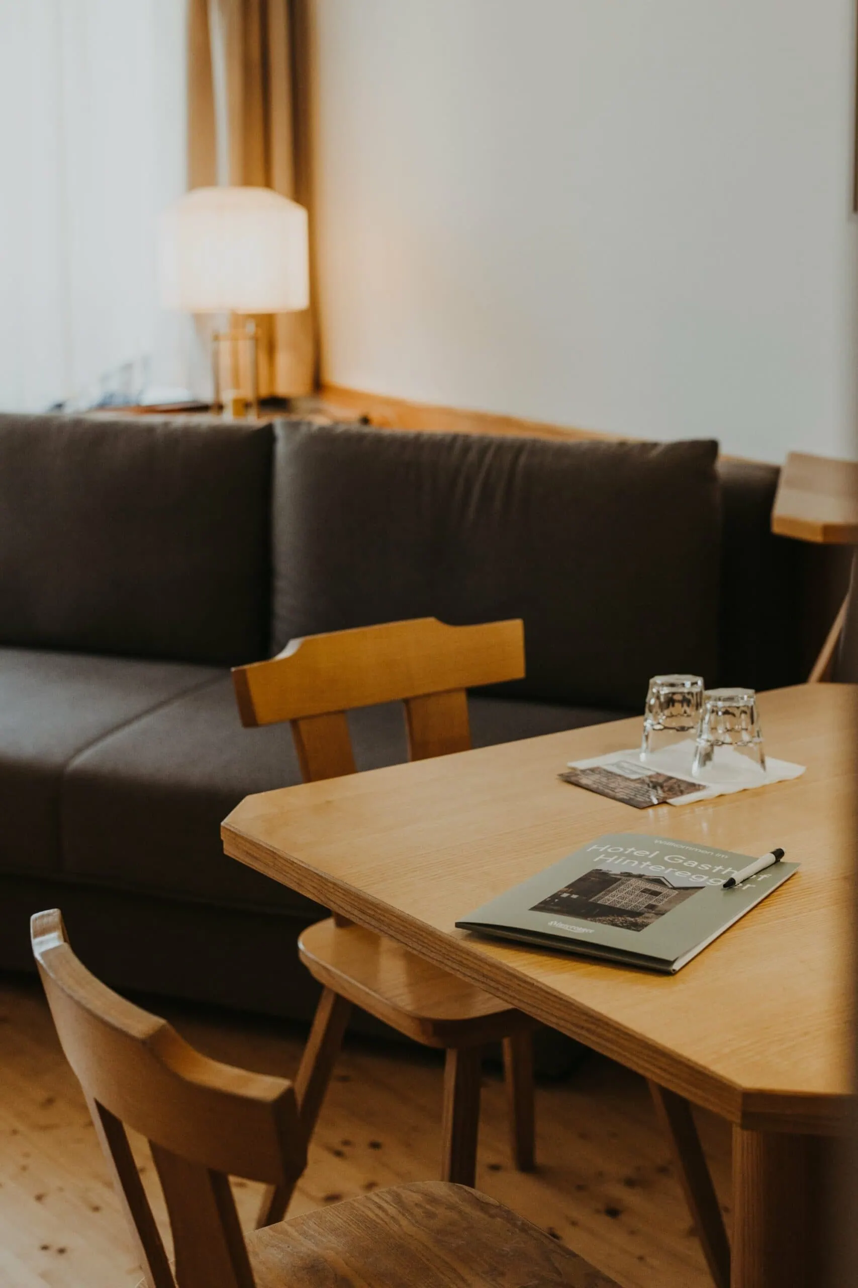 Good Travel-Tipp Für Familien: Das Hotel Hinteregger In Osttirol Ist Ein Familienparadies Zum Abschalten Vom Alltagsstress: Innenansicht Eines Hotelzimmers
