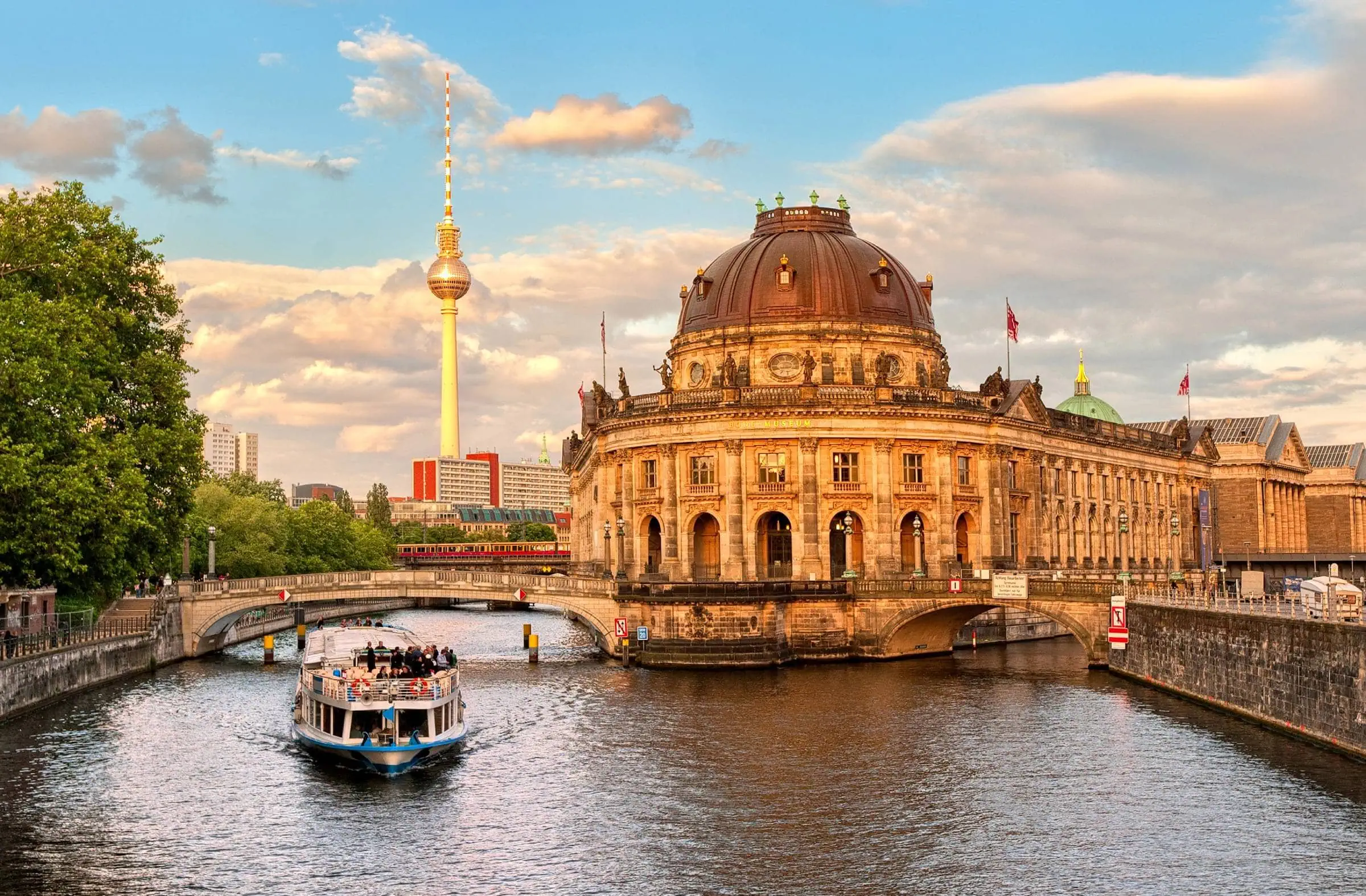 200 Jahren Museumsinsel Berlin, Jubiläum Mit Familienprogramm // Himbeer