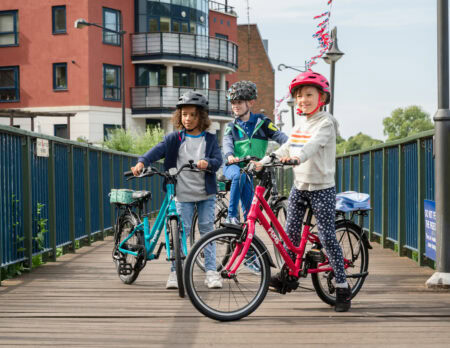 Mit Dem Frog City Bike Nachhaltig Durch Den Berliner Sommer // Himbeer