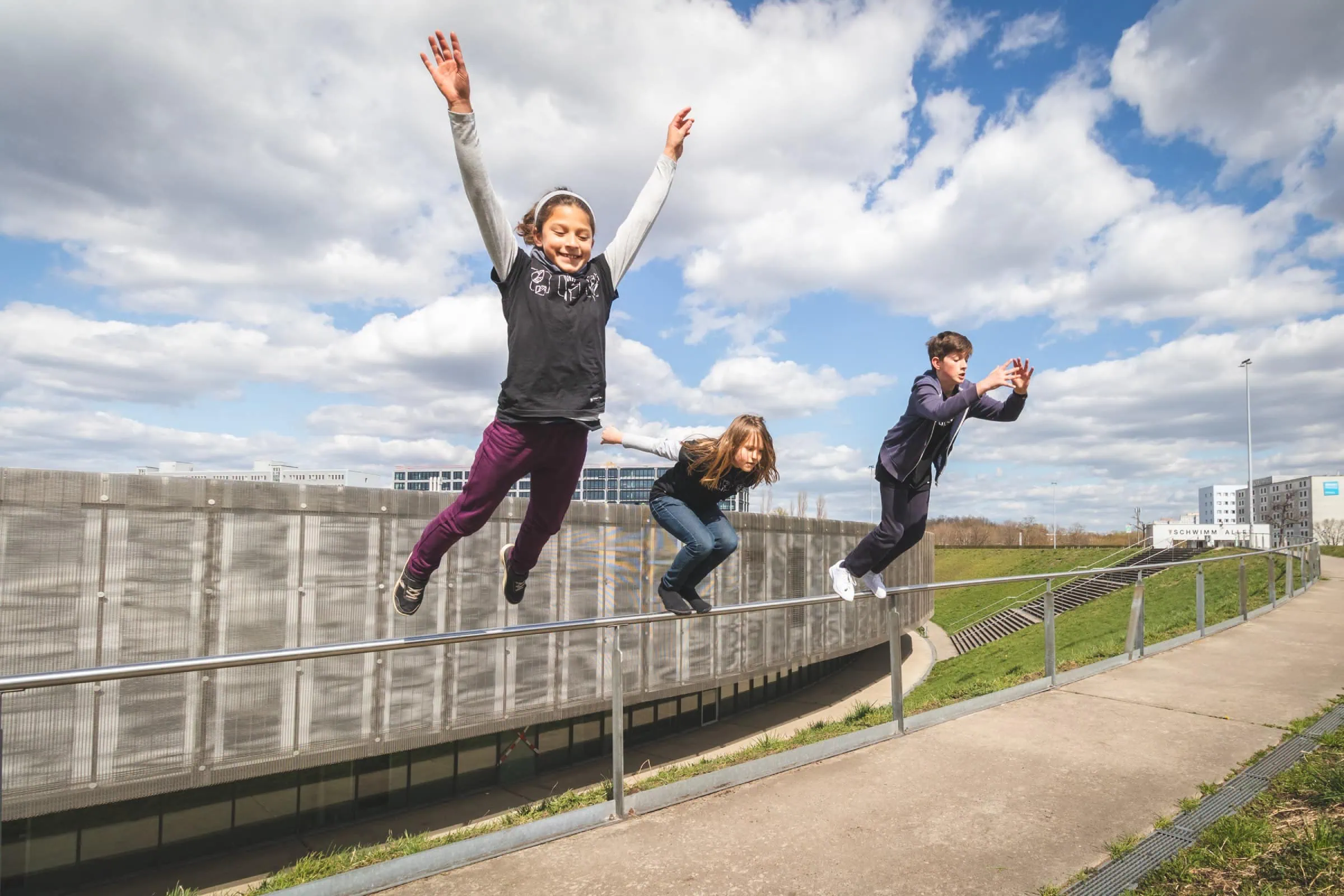 Aktive Sommerferienkurse Für Kinder Und Jugendliche In Berlin: Parkour Lernen Bei Parkourone // Himbeer 