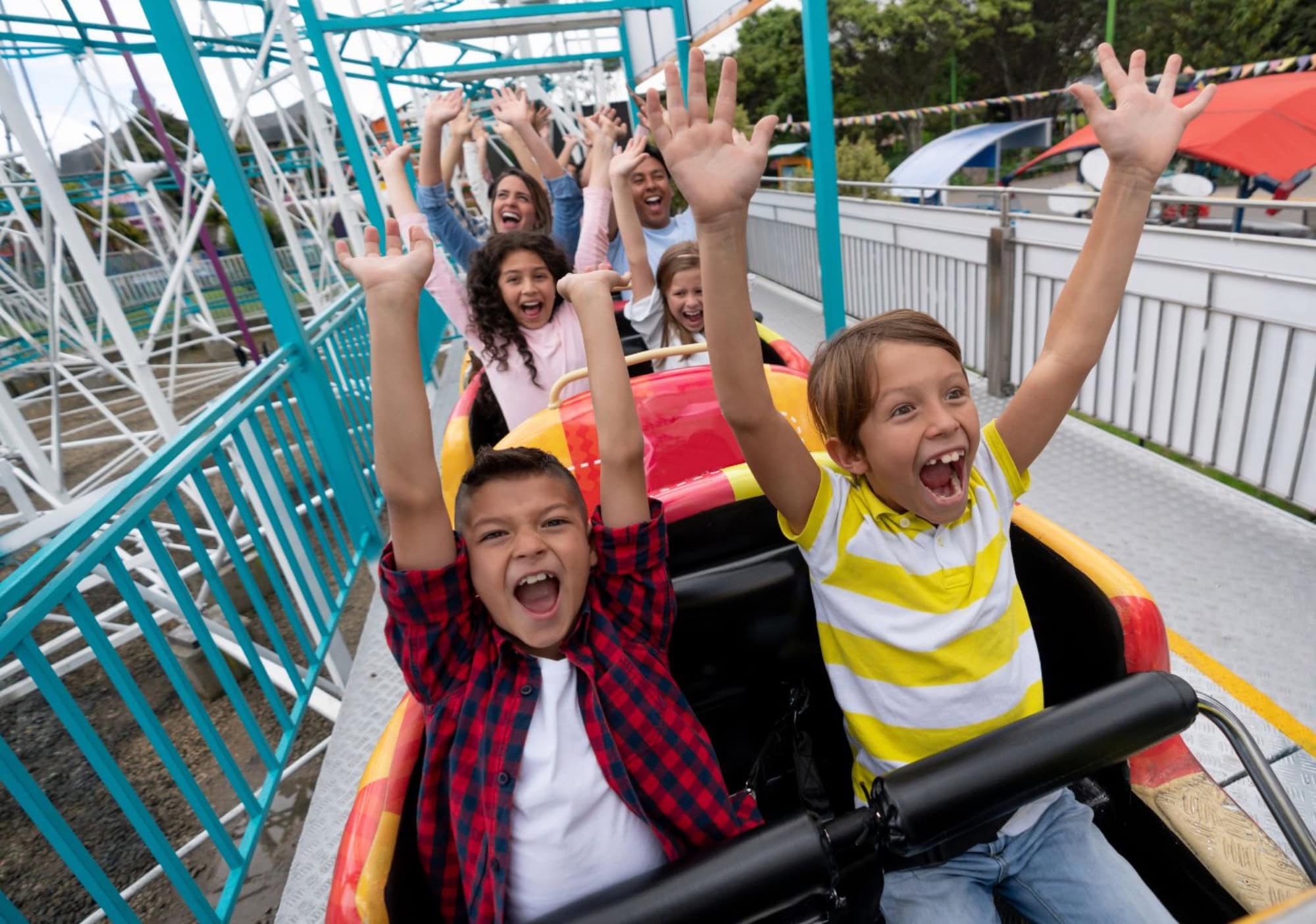 Ferien-Highlight: Super-Ferien-Pass 2025/2026 // Himbeer
