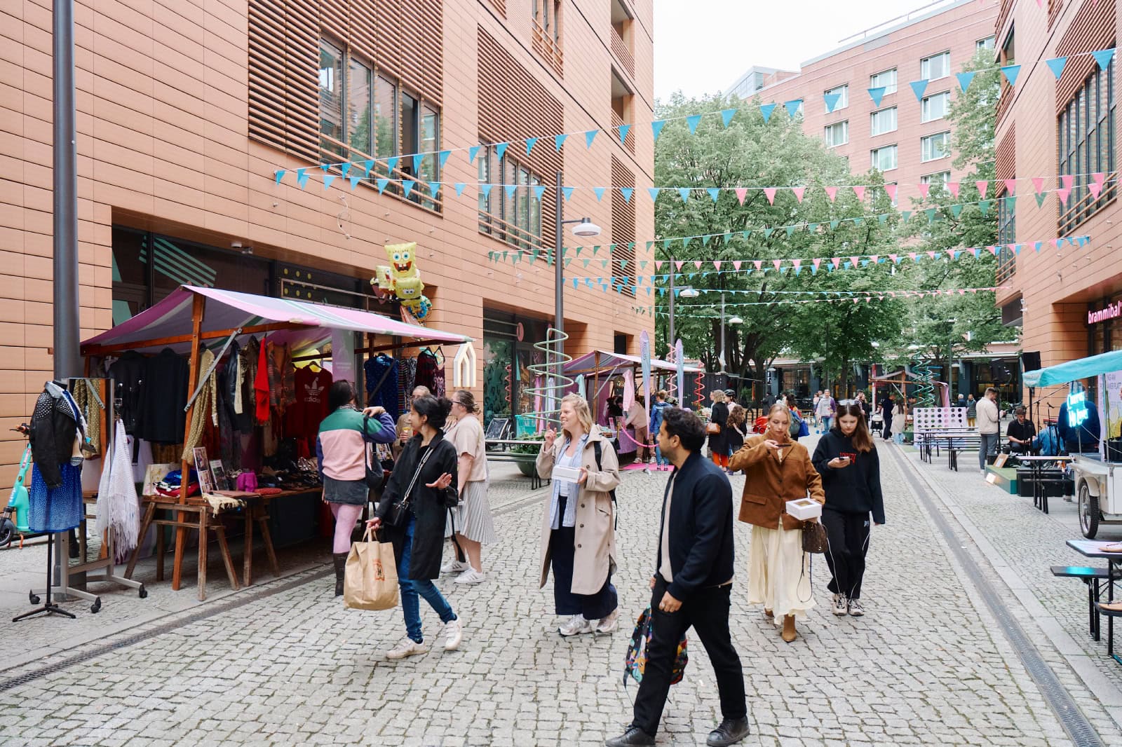 Creative Summer Am Potsdamer Platz / Sommer Berlin // Himbeer