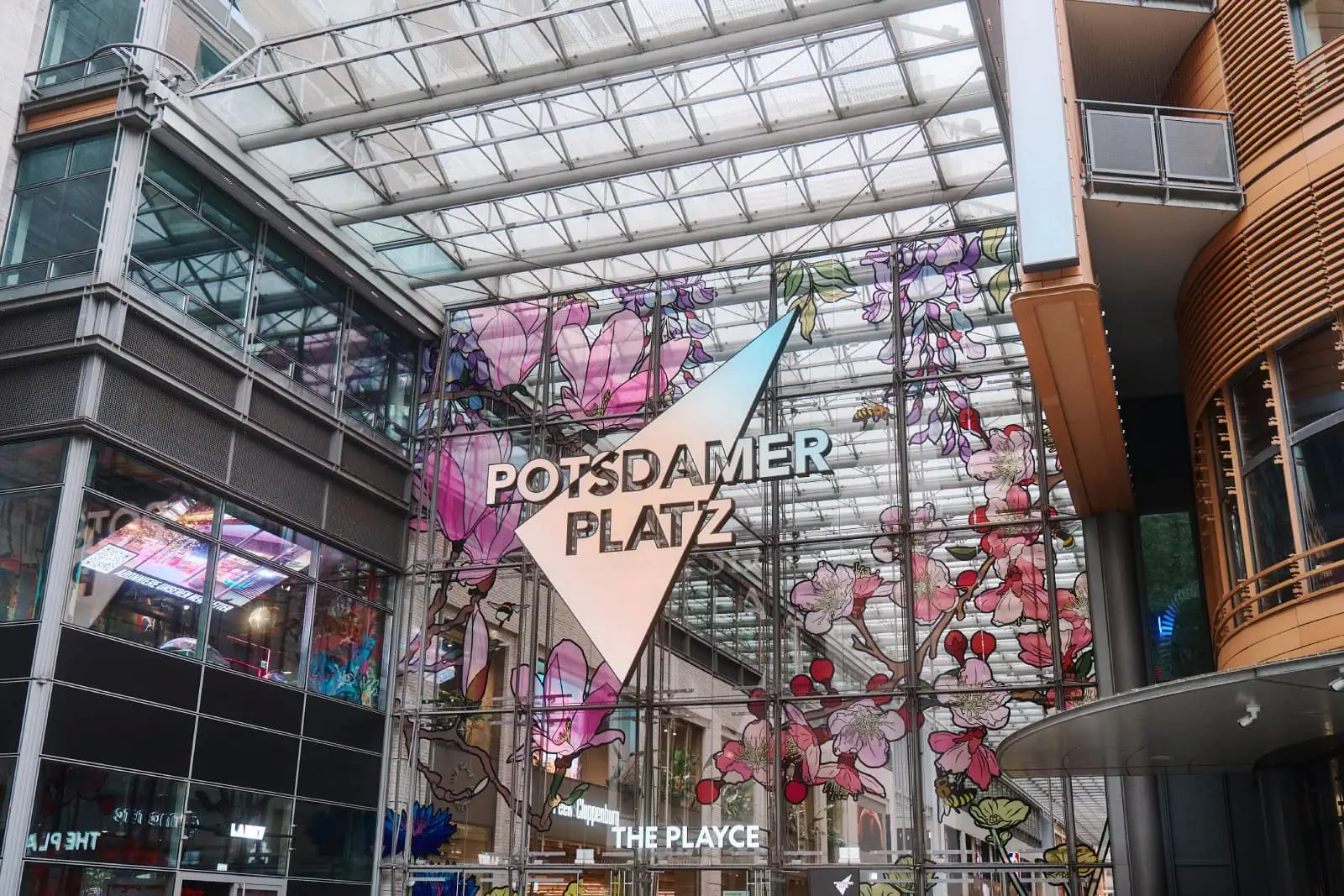 Creative Summer Am Potsdamer Platz / Sommer Berlin // Himbeer