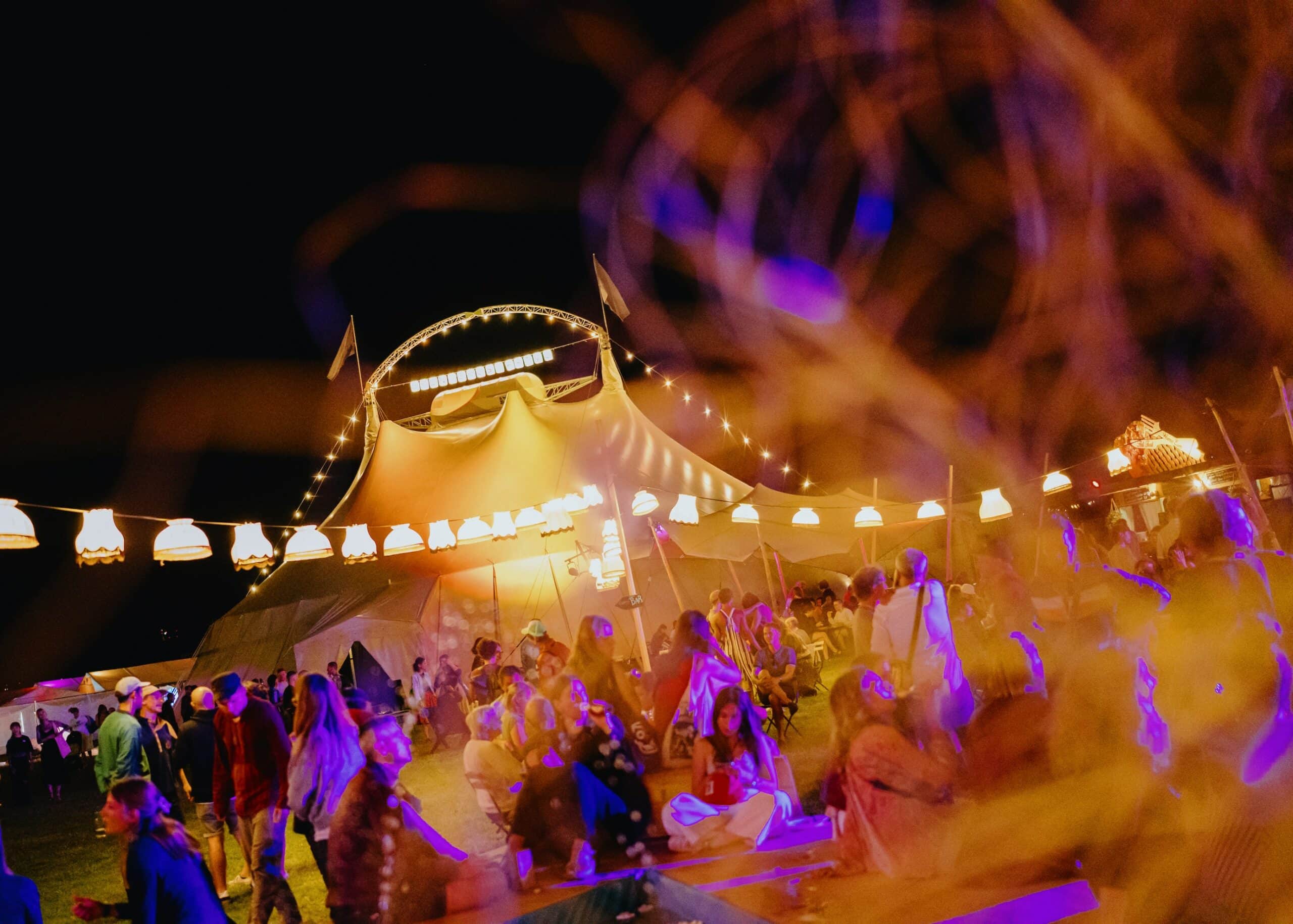 Berlin Circus Festival Auf Dem Tempelhofer Feld // Himbeer