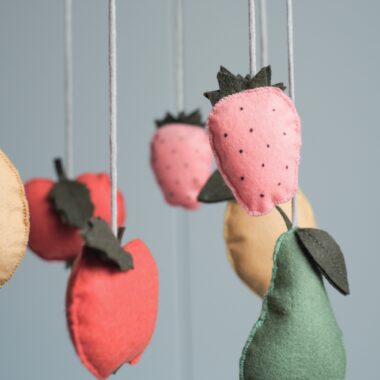 Diy: Frucht-Mobile Fürs Kinderzimmer Nähen, Nähanleitung Für Früchtemobile Aus Filz