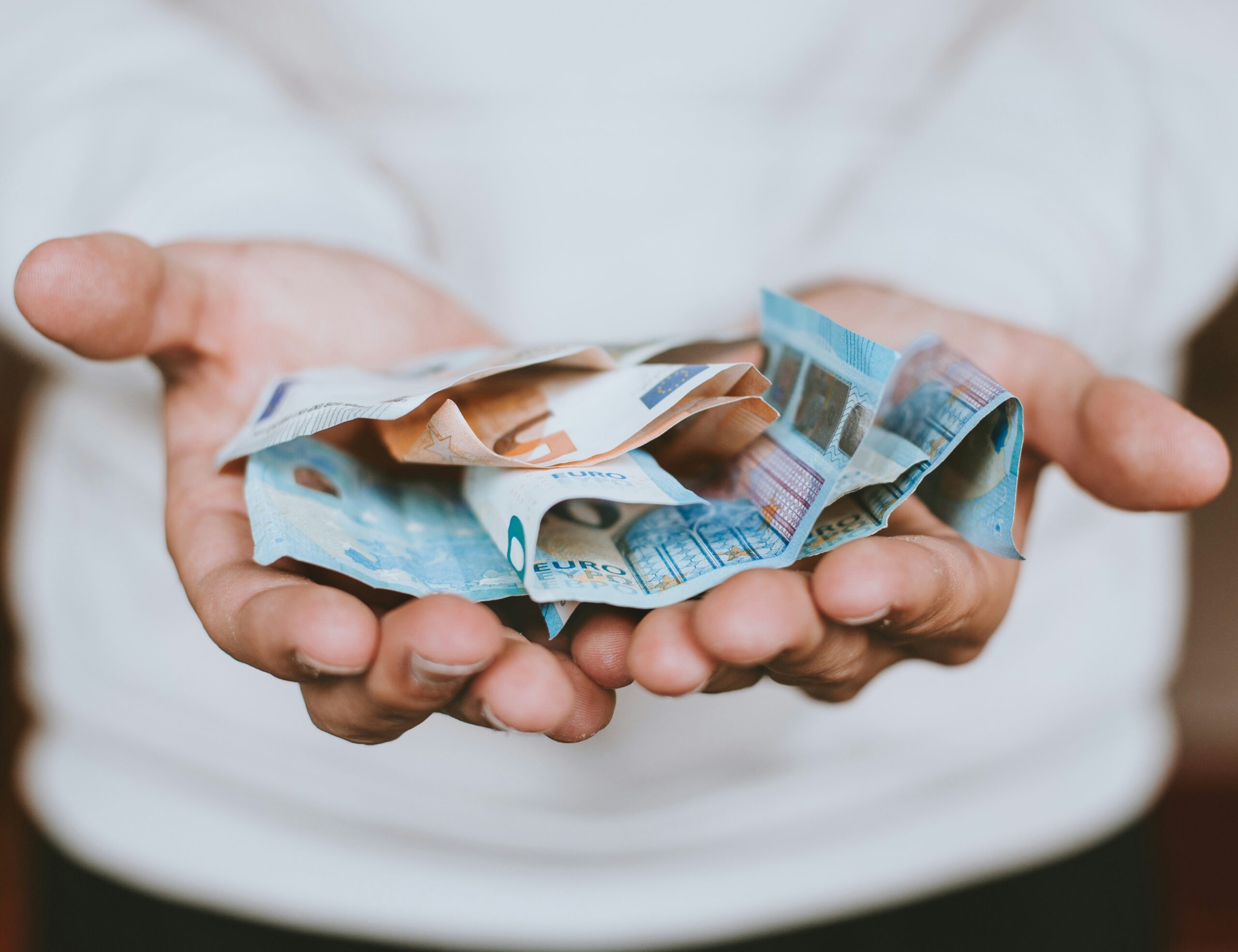 Finanzielle Bildung für Kinder, Jugendliche und Eltern – Interview und Tipps von Schulgold-Gründerin Babett Mahnert // HIMBEER
