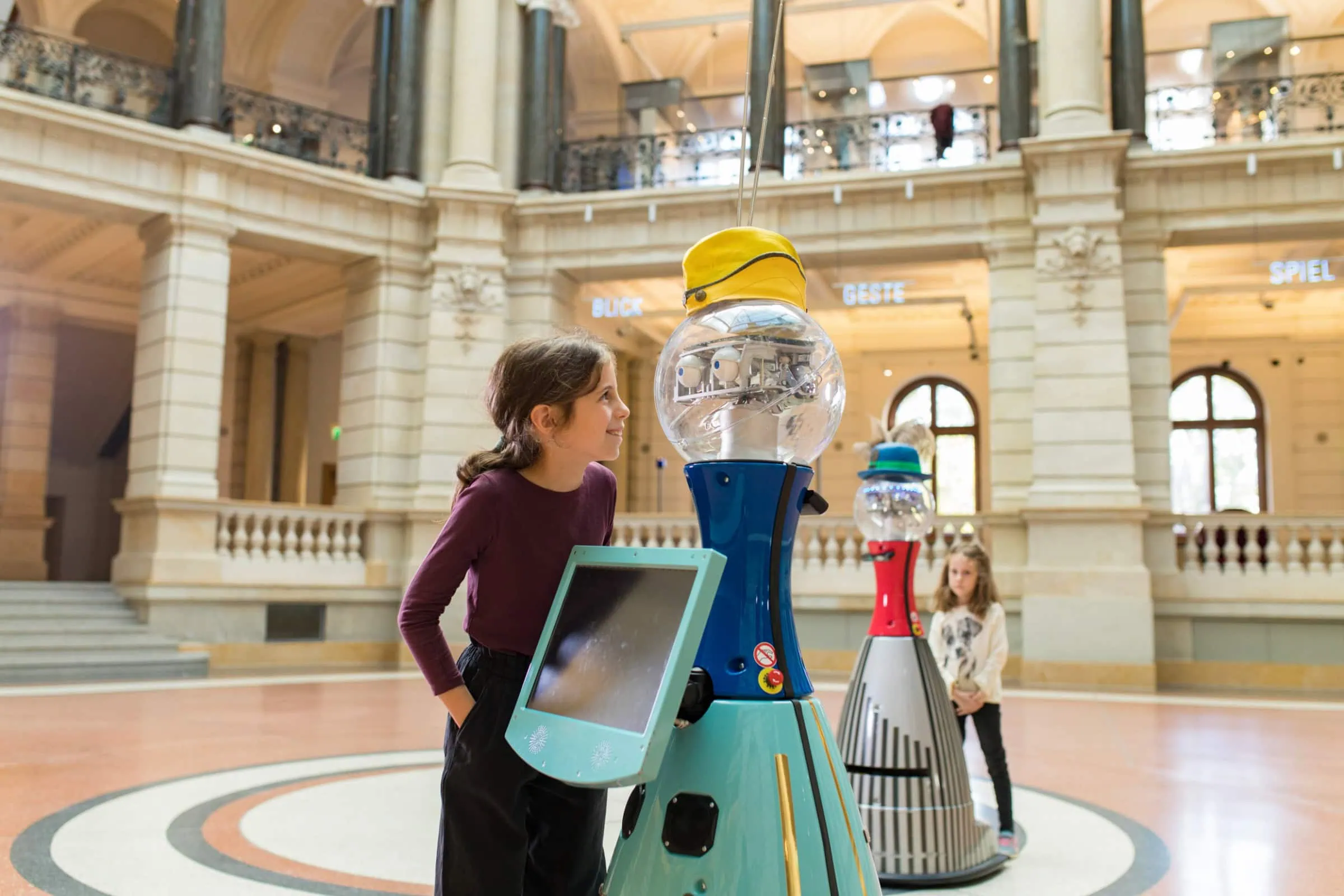 Sommerferien-Programm Im Museum Für Kommunikation // Himbeer