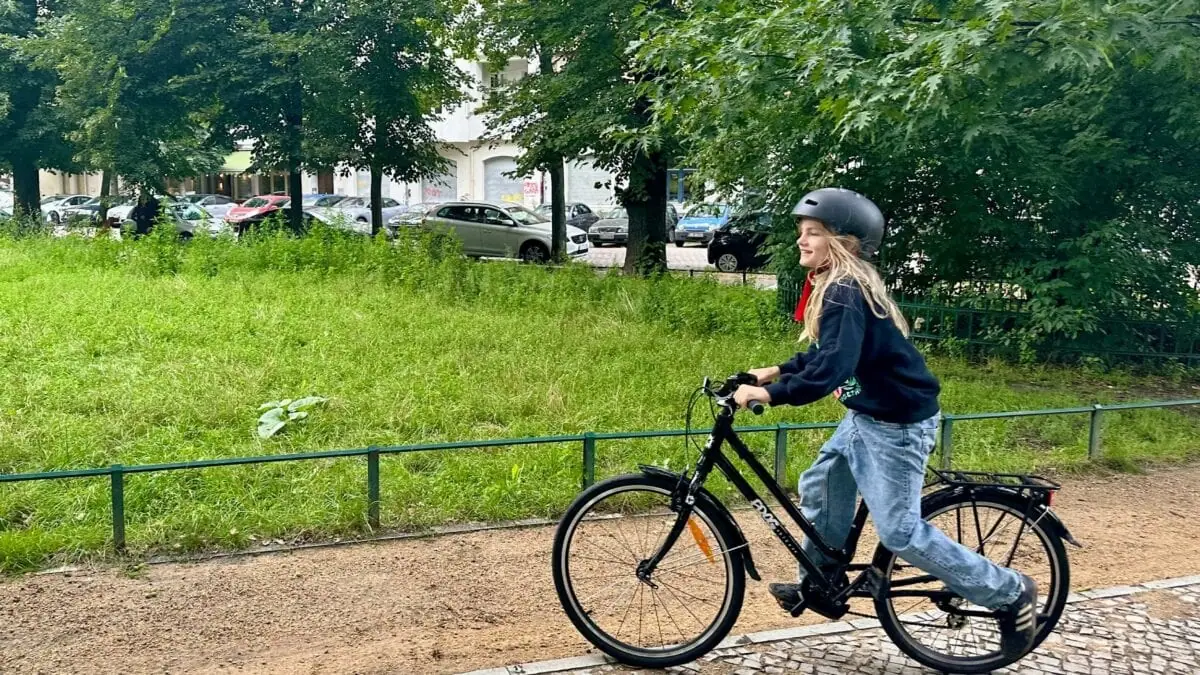 Getestet: Enno Auf Seinem Frog Bike // Himbeer