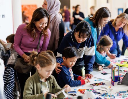 Humboldt Forum Care Oder Chaos Advertorial 2025 // Himbeer