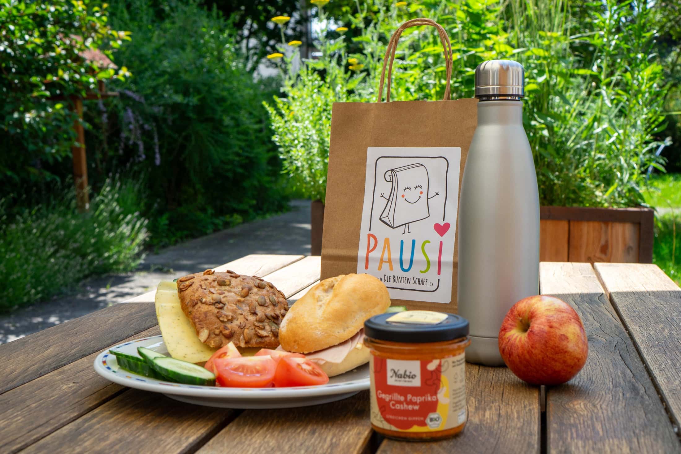 Nabio X Pausi Gegrillte Paprika Cashew Advertorial 2025 // Himbeer