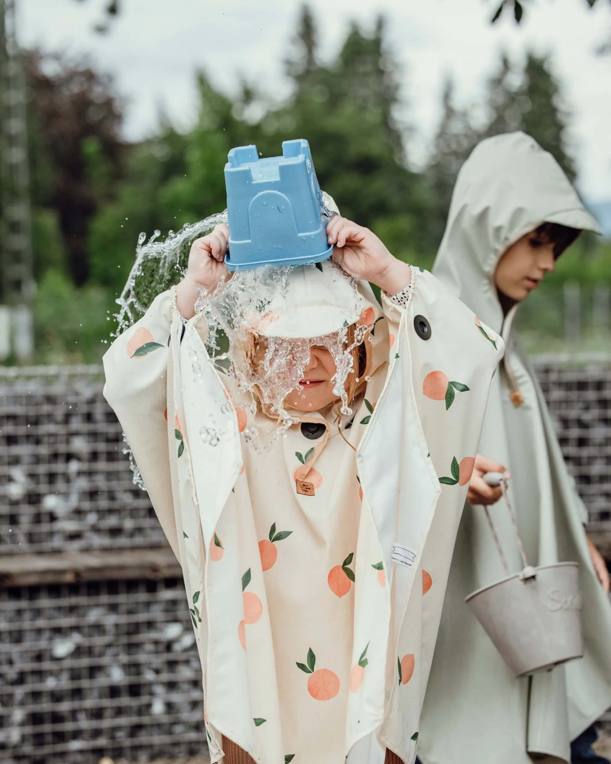 Himbeer Herbst-Lieblingssachen: Inklusive Regenkleidung Für Kinder Von Joni Studio