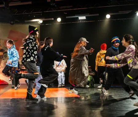 Junges Tanzhaus Berlin, Neu // Himbeer