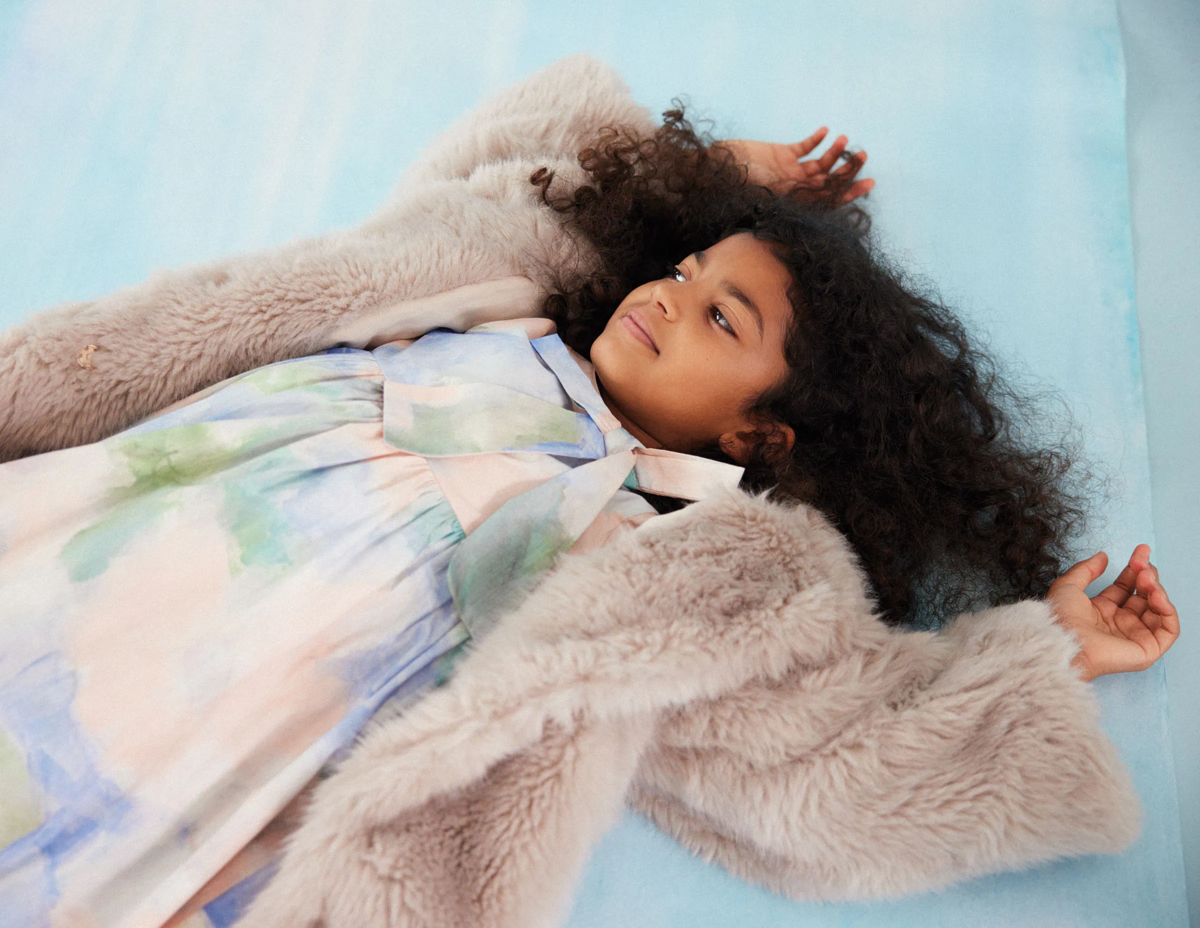 „Heiter Bis Wolkig“ – Kindermode: Herbstmode Und Herbstmoods Im Himbeer Magazin 10-11.2025