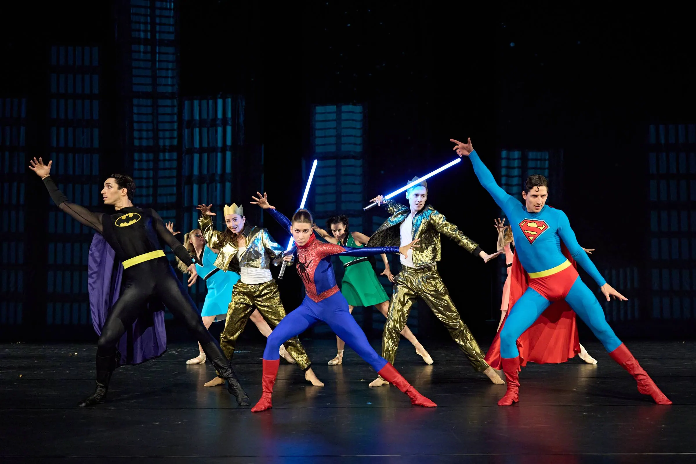 Chicxulub Oder Der Floh Des Teufels, Premiere Des Staatsballett Berlin // Himbeer